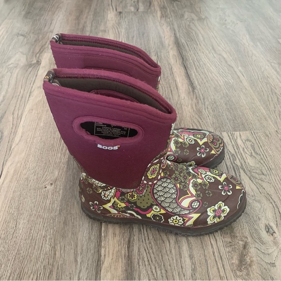 BOGS Rubber boots Paisley Print w/ Burgundy Fabric Upper women’s 7 Neoprene - Picture 1 of 9
